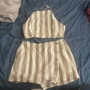 2 piece set, cropped